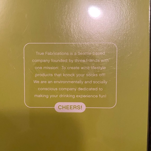 True Fabrications plate clips (6pk) $8/5 for $20 - Picture 4 of 4